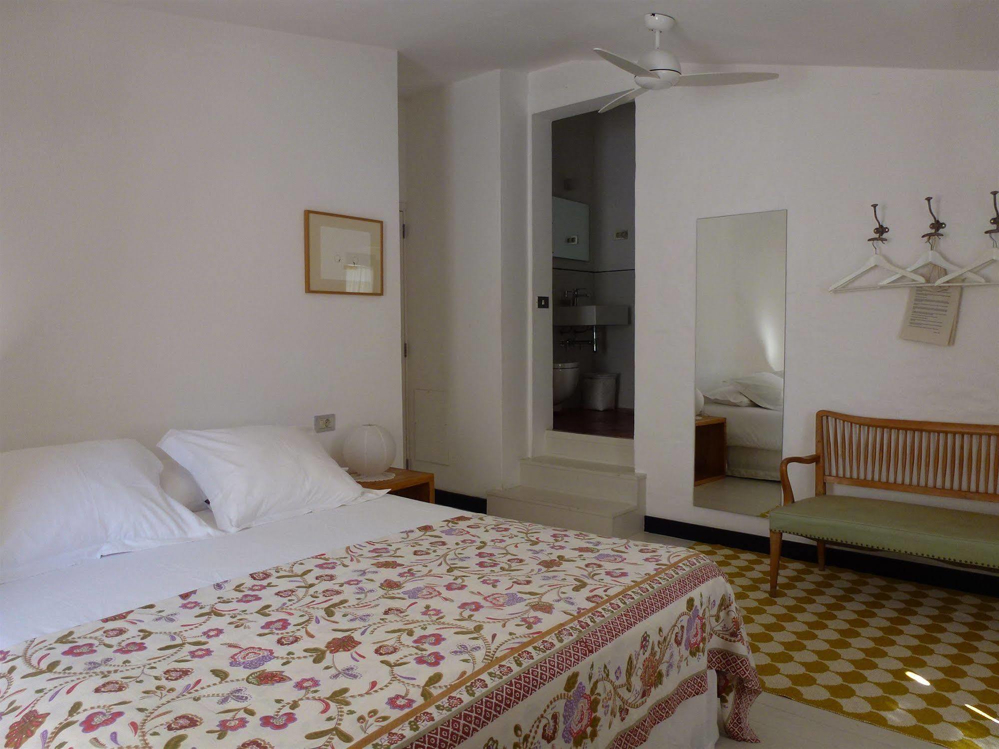 Ses Sucreres Small & Slow Hotel Ferreries Buitenkant foto